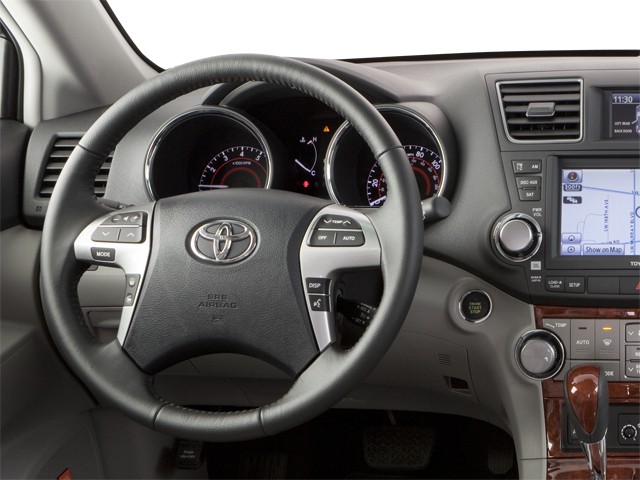 2012 Toyota HIGHLANDER SE