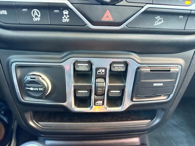2018 Jeep Wrangler Sahara