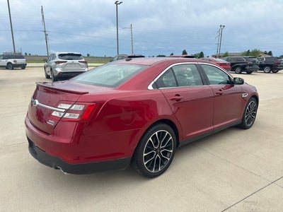 2018 Ford Taurus SEL