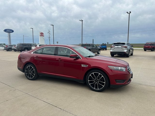 2018 Ford Taurus SEL