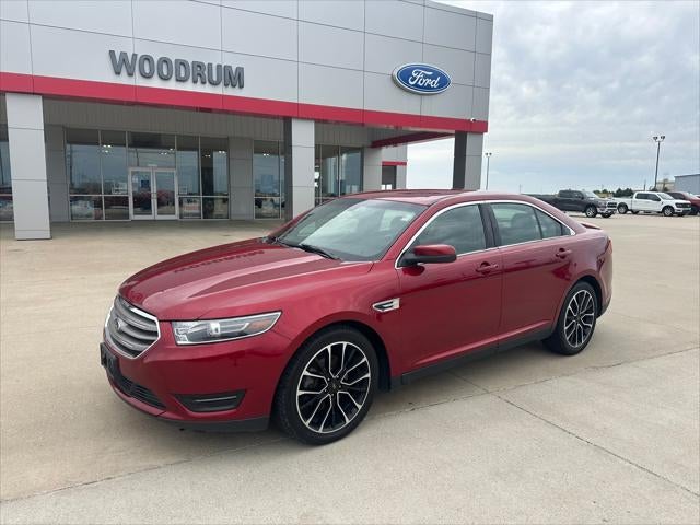 2018 Ford Taurus SEL