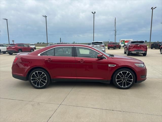 2018 Ford Taurus SEL