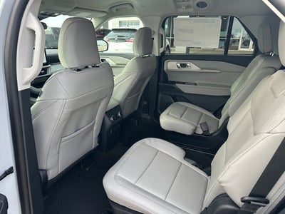 2026 Ford Explorer Active w/100A Pkg