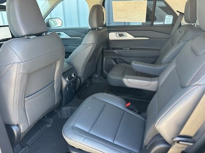 2026 Ford Explorer Active w/100A Pkg