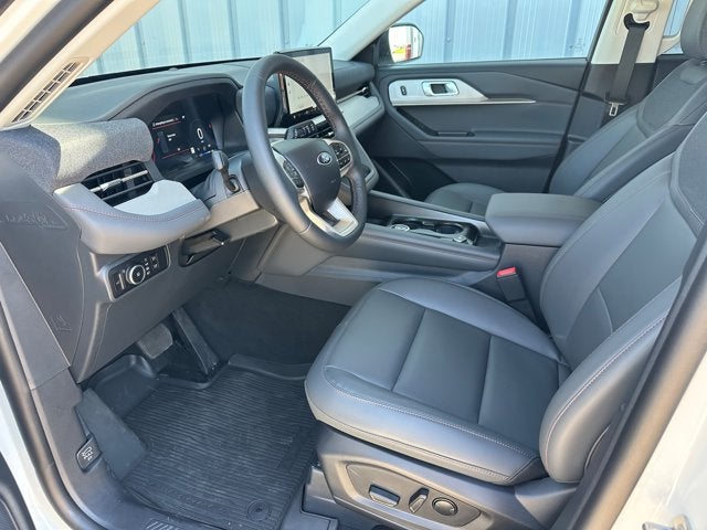 2026 Ford Explorer Active w/100A Pkg