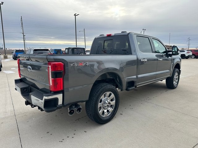 2026 Ford Super Duty F-350 SRW LARIAT