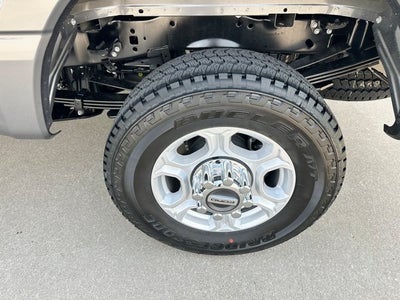 2026 Ford Super Duty F-350 SRW XL
