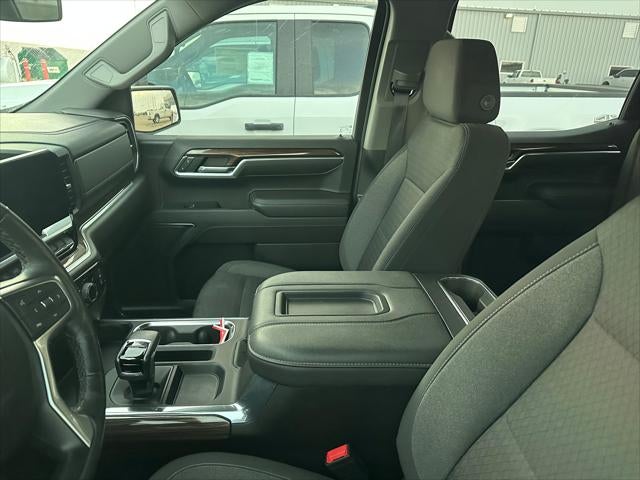 2022 Chevrolet Silverado LT