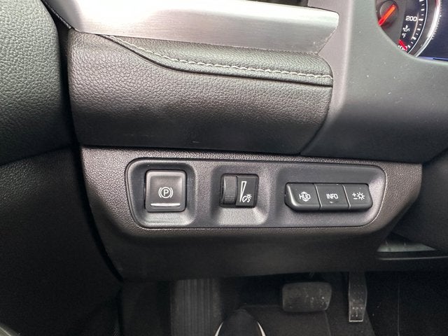 2021 GMC Acadia SLT