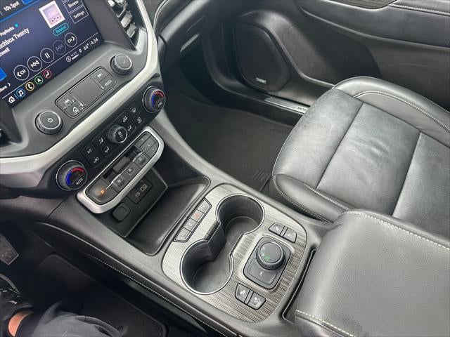 2021 GMC Acadia SLT