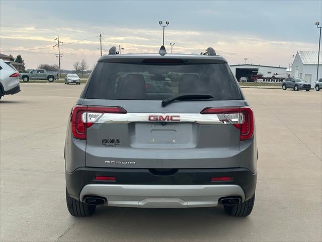 2021 GMC Acadia SLT