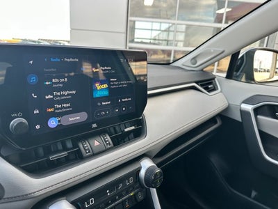 2025 Toyota RAV4 XLE Premium