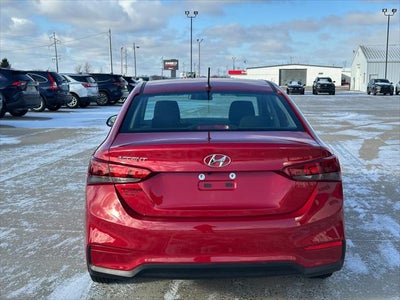 2022 Hyundai Accent SE