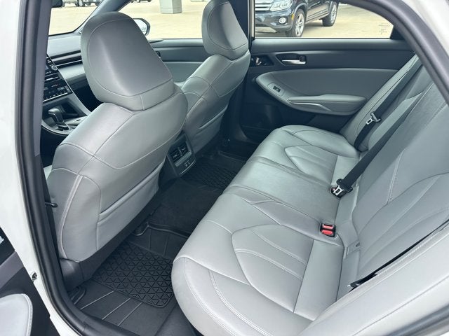 2021 Toyota Avalon Hybrid Hybrid XLE