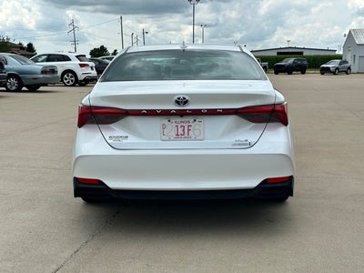 2021 Toyota Avalon Hybrid Hybrid XLE