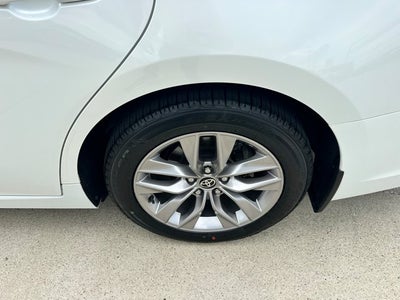 2021 Toyota Avalon Hybrid Hybrid XLE