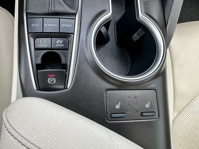 2023 Toyota Camry Hybrid Hybrid XLE