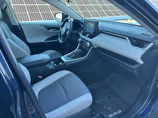 2021 Toyota RAV4 HYBRID Hybrid XLE