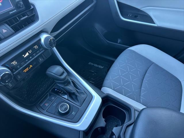 2021 Toyota RAV4 HYBRID Hybrid XLE