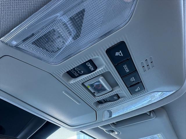 2021 Toyota RAV4 HYBRID Hybrid XLE