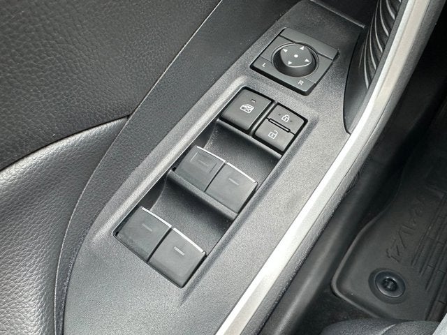 2023 Toyota RAV4 HYBRID Hybrid XLE