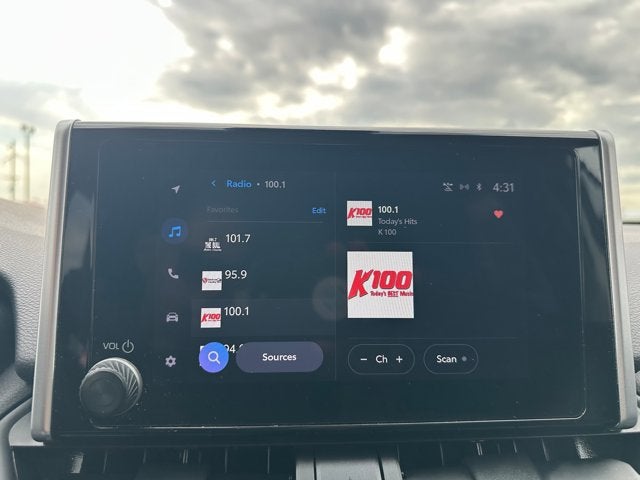 2023 Toyota RAV4 HYBRID Hybrid XLE