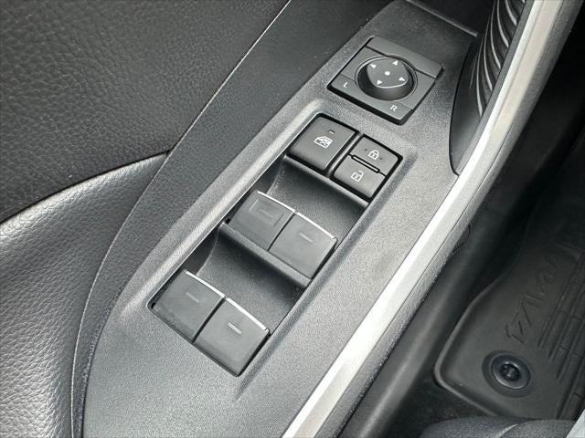 2023 Toyota RAV4 HYBRID Hybrid XLE
