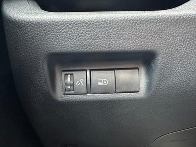 2023 Toyota RAV4 HYBRID Hybrid XLE