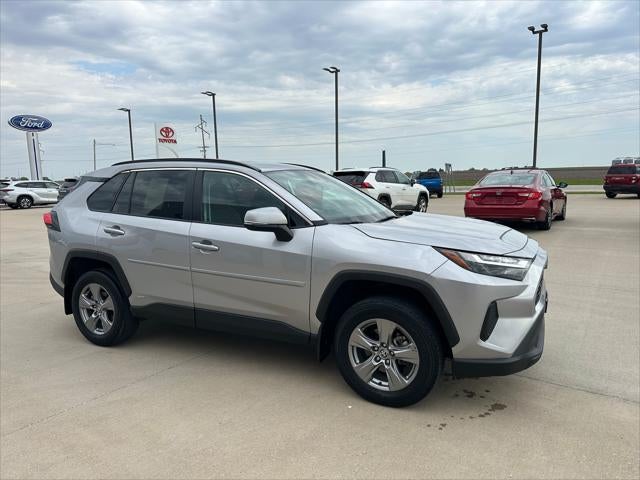 2023 Toyota RAV4 HYBRID Hybrid XLE