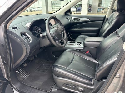 2020 Nissan Pathfinder SL