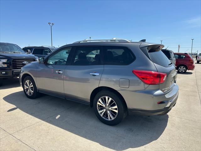 2020 Nissan Pathfinder SL