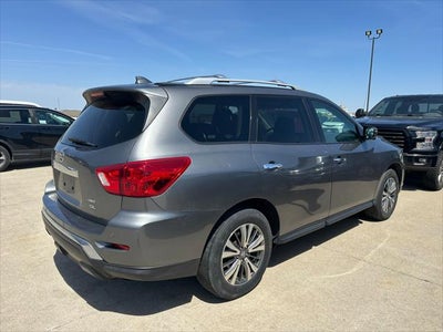 2020 Nissan Pathfinder SL