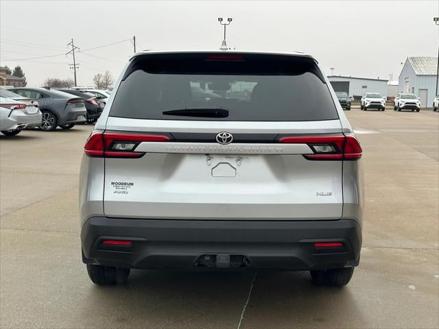 2024 Toyota GRAND HIGHLANDER XLE