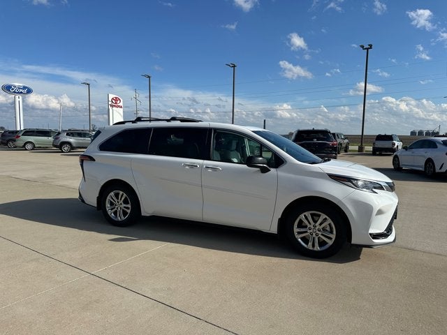 2023 Toyota SIENNA XSE AWD XSE