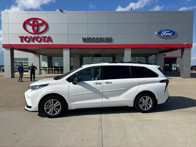 2023 Toyota SIENNA XSE AWD XSE