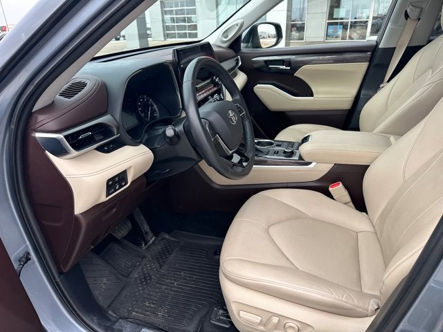 2021 Toyota HIGHLANDER Limited