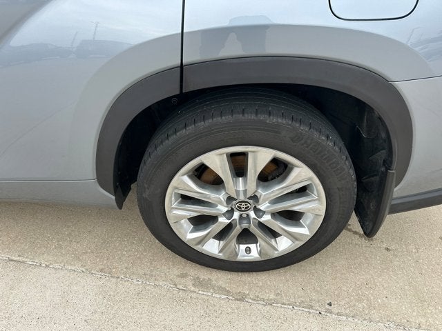 2021 Toyota HIGHLANDER Limited