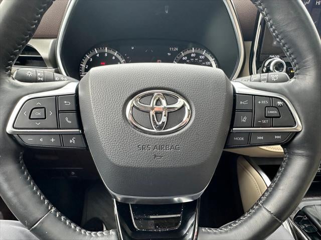 2021 Toyota HIGHLANDER Limited