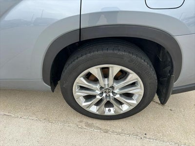 2021 Toyota HIGHLANDER Limited