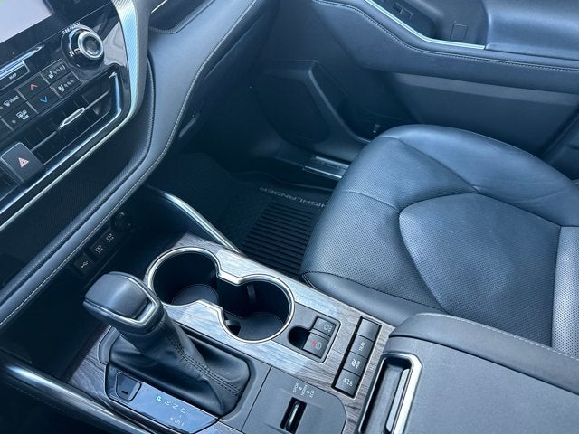 2021 Toyota HIGHLANDER HYBRD Hybrid Platinum