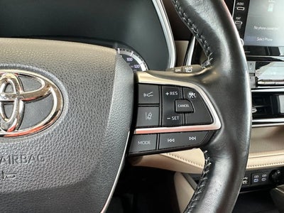 2022 Toyota Highlander Hybrid Hybrid XLE