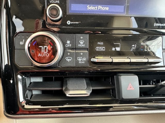 2022 Toyota Highlander Hybrid Hybrid XLE