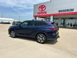 2022 Toyota Highlander Hybrid Hybrid XLE