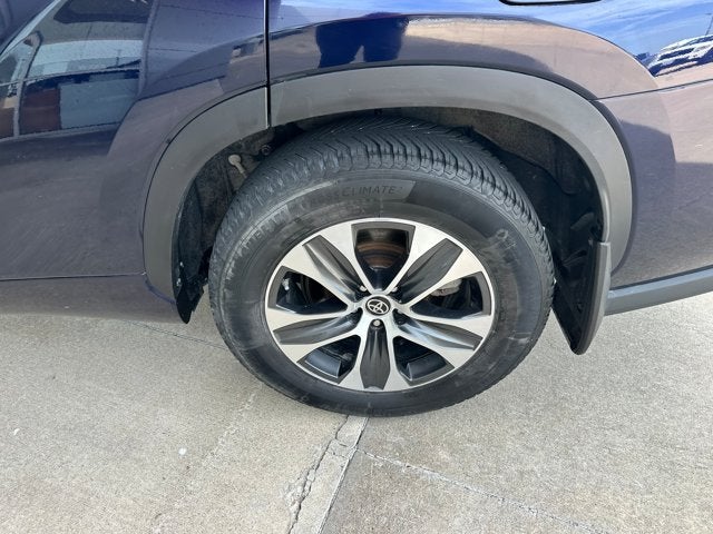 2022 Toyota Highlander Hybrid Hybrid XLE