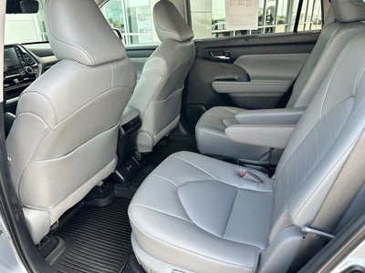 2022 Toyota Highlander Hybrid Hybrid XLE