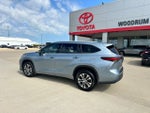 2022 Toyota Highlander Hybrid Hybrid XLE
