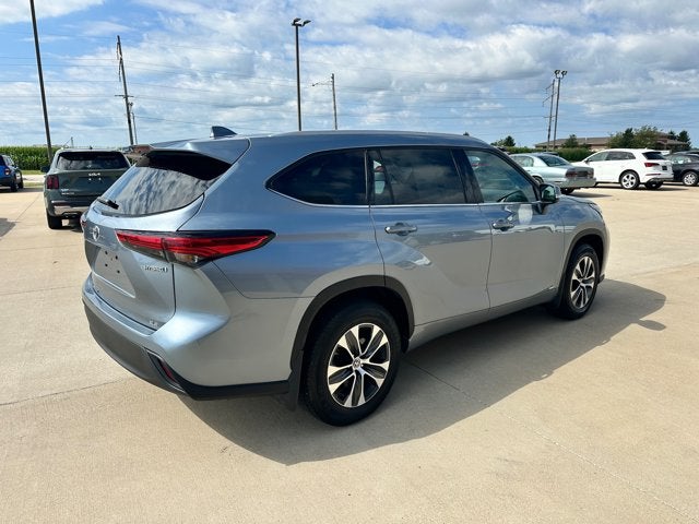 2022 Toyota Highlander Hybrid Hybrid XLE