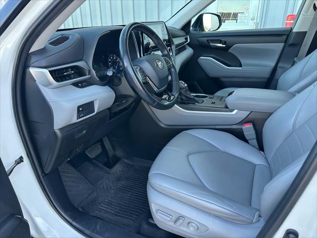 2021 Toyota HIGHLANDER HYBRD Hybrid XLE