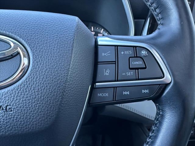 2021 Toyota HIGHLANDER HYBRD Hybrid XLE