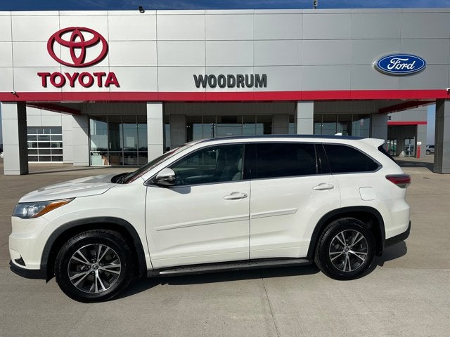 2016 Toyota HIGHLANDER XLE